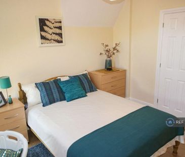 8 bedroom terraced house to rent - Photo 4