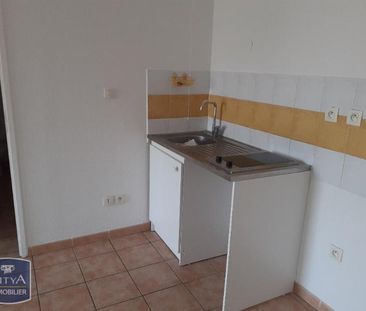 Location Appartement 2 pièces 40m² NIMES 30000 - Photo 2
