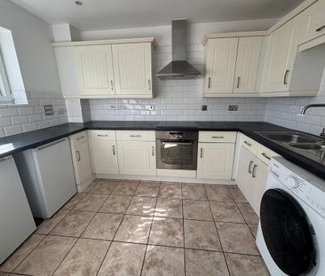 2 bedroom apartment to rent - Photo 3