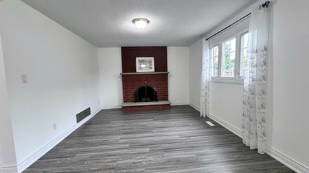 For Lease - 3137 Sunnyhill Drive Unit# Walkout Basement 3, Mississauga, Ontario - Photo 3