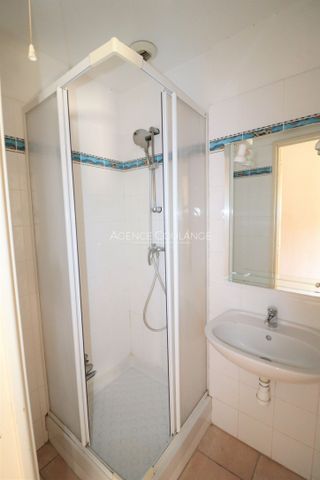 Location Appartement 2 pièces 41m² LA CIOTAT 13600 - Photo 4