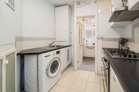 2 bedroom flat to rent - Photo 4