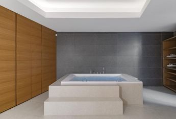 6 bedroom luxury Villa for rent in Marbella, Andalusia