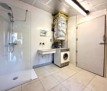 Ruime woning met 3 slaapkamers en dubbele garage - Photo 6