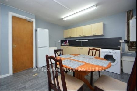 4 Bedroom Houses, University Leeds City Centre - Photo 4