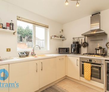 2 bed Ground Floor Flat for Rent - Photo 6