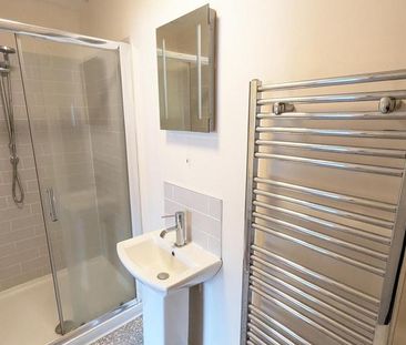 2 bedroom apartment to rent - Photo 6