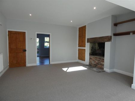 2 bedroom terraced house to rent - Photo 5