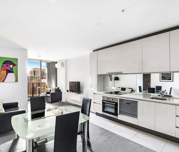 Furnished 1 Bedroom Apartment With Stunning City Views - Photo 4