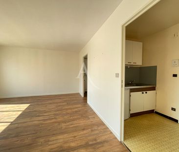 Location Appartement 1 pièce 33m² - Photo 3