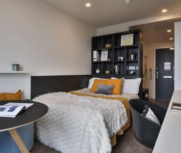 Studio to rent - Photo 2