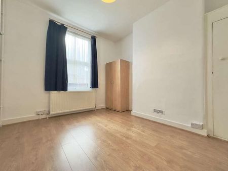 Paisley Road, N22 - Photo 3