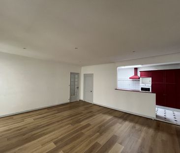 Location Appartement 4 pièces 110m² COGNAC 16100 - Photo 2