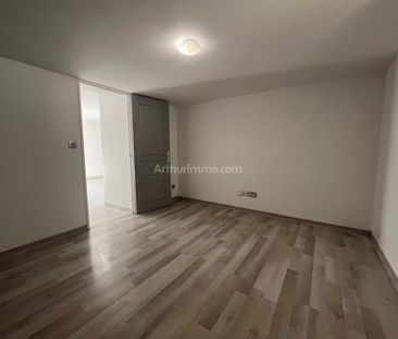 Location Appartement 2 pièces 56 m2 à Villeneuve - Photo 2