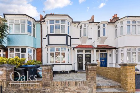 Kilmartin Avenue, Norbury, London - Photo 3