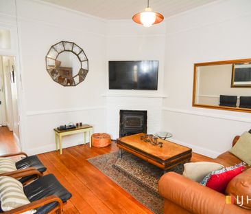 Utter Luxury - Photo 3