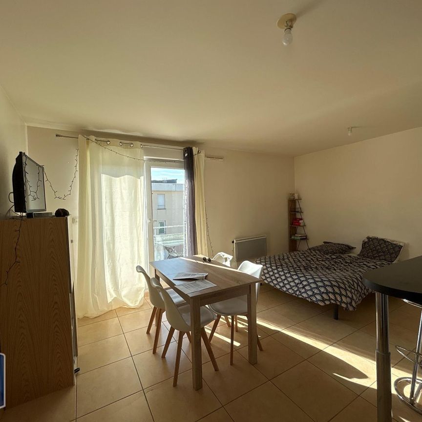 Location Appartement 1 pièce 30m² JOUE LES TOURS 37300 - Photo 1