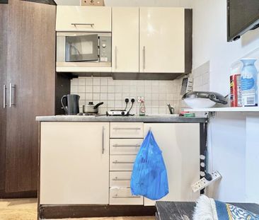 Studio to rent - Photo 2