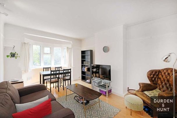 Kingswood Road, London - Photo 1