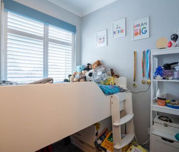 3 bedroom semi-detached house to rent - Photo 5