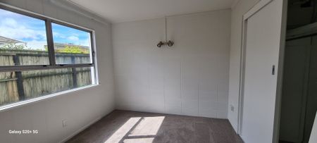 Thermal Two Bedroom Unit - Be Quick - Glenholme - Photo 3