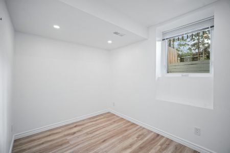 For Lease - 45 Humberside Avenue Unit# Lower, Toronto, Ontario - Photo 2