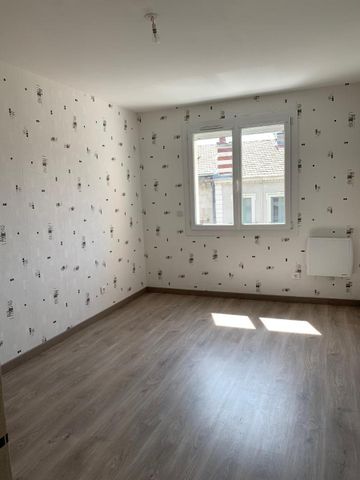 Location Appartement 3 pièces 76m² ANNONAY 07100 - Photo 4