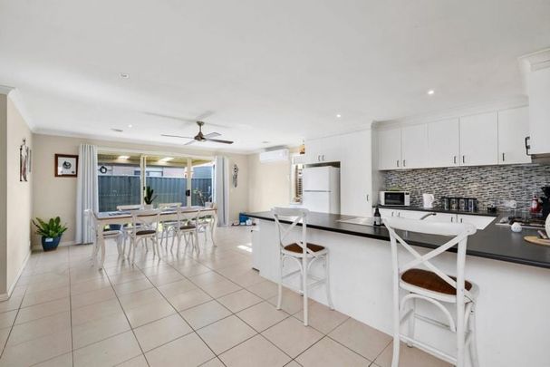 52 McNulty Drive, Wendouree - Photo 1