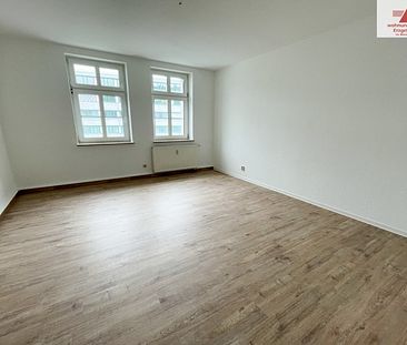 Helle 2-Raum-Wohnung im 1. Obergeschoss in Gornsdorf! - Photo 3