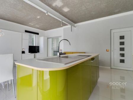 Pronájem bytu 1+kk 37 m2 - Fotografie 2