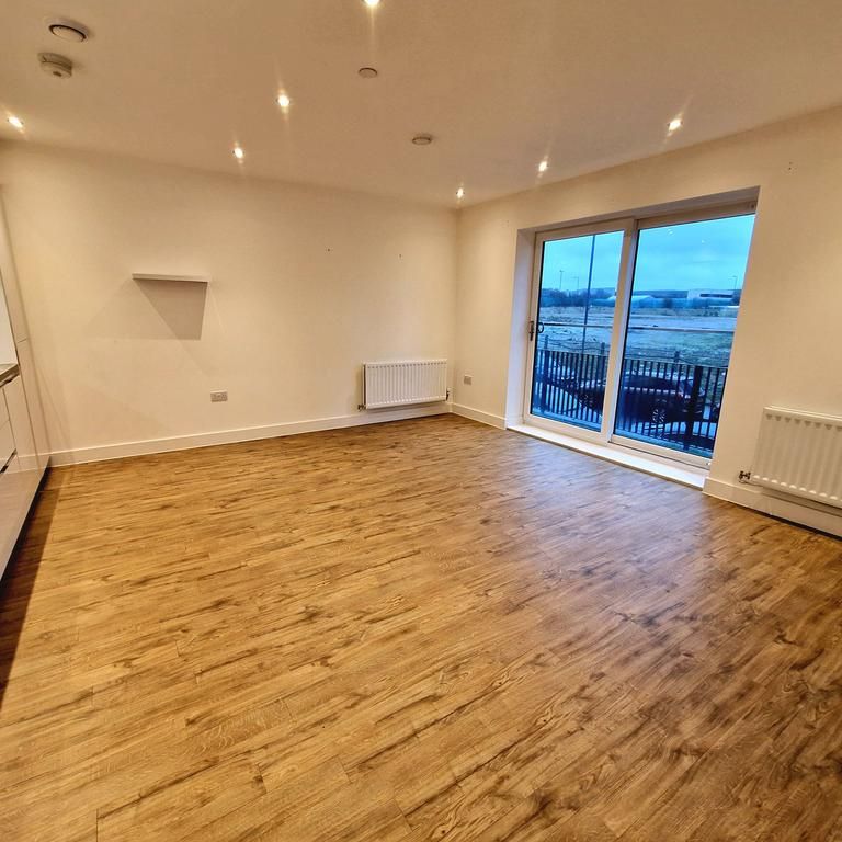 1 bedroom flat to rent - Photo 1