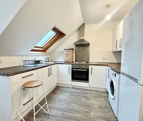 St. Mildreds Road, Westgate-on-Sea, CT8 8RF, Kent - Photo 2