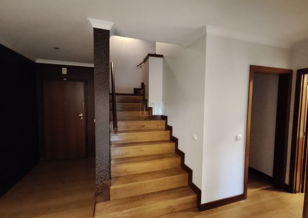 Apartamento T5 em Coimbra
