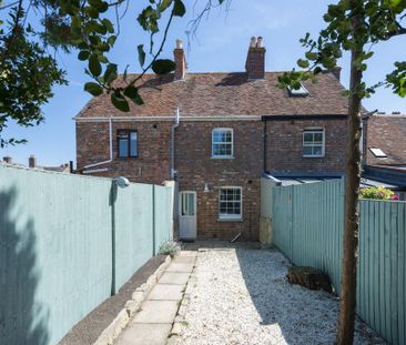 2 bedroom terraced house to rent - Photo 6