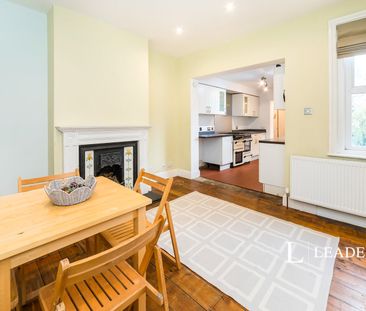 3 bedroom house to rent Stockwell Road, East Grinstead, West Sussex... - Photo 3