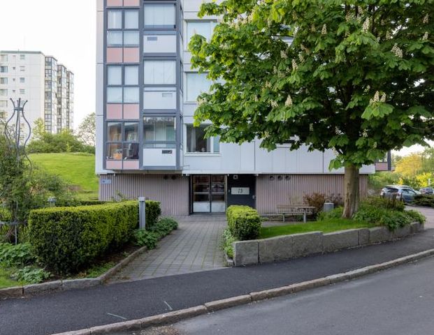 Vårvädersgatan 13 - Foto 1