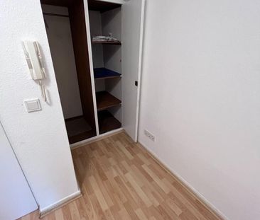 Gemütliche, helle 1-Zimmerwohnung mit Einbauküche und eigenem Bad - Photo 4