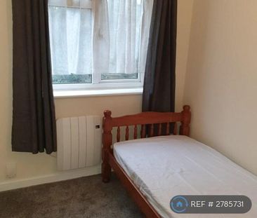 2 bedroom flat to rent - Photo 6