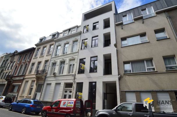 Lichtrijk appartement van 45m² met 1 slaapkamer en terras - Photo 1