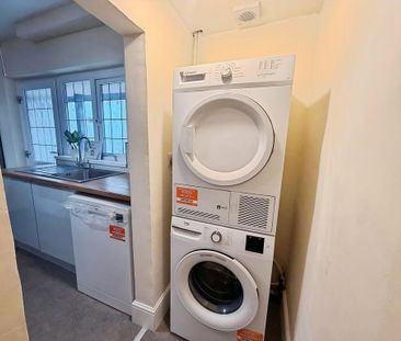 1 bedroom in a house share to rent - Photo 5
