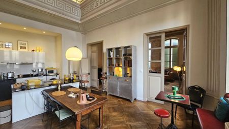 Location Appartement 4 pièces 153m² NARBONNE 11100 - Photo 4