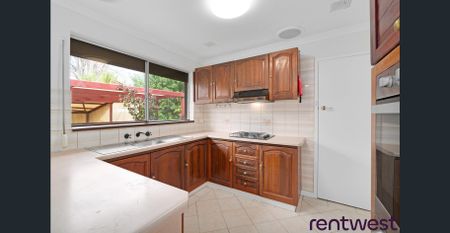 YOUR PERFECT FAMILY ENTERTAINER - Photo 4