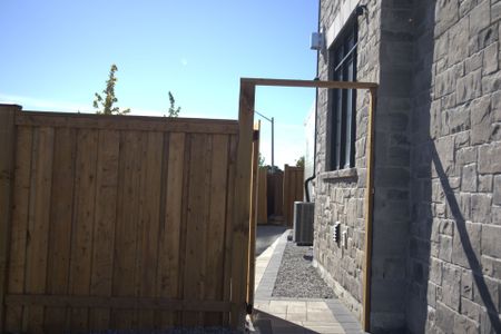 For Lease - 200 Ronald Guscott Street Unit# Bsmt, Oshawa, Ontario - Photo 4