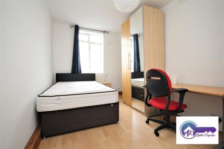3 Bedroom Flat To Rent - Photo 3
