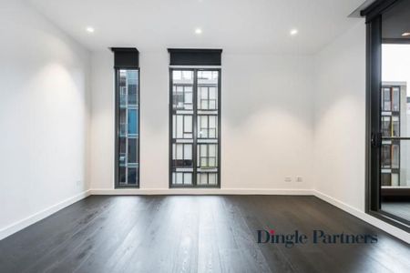 Stylish 2-Bedroom Apartment in the Heart of South Yarra - Photo 5