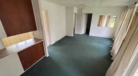 “Live Close to Everything Panmure Has to Offer” - Photo 4