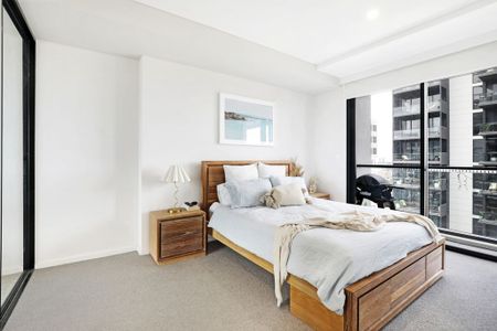 Apartment in Prime Location - Photo 2