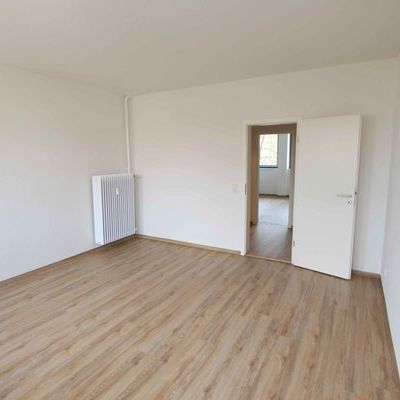 Frisch Renoviert! Helle und freundliche Wohnung, ideal für Paare! - Photo 1