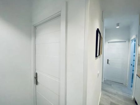 Calle del Divino Pastor, Madrid, Community of Madrid 28004 - Photo 4