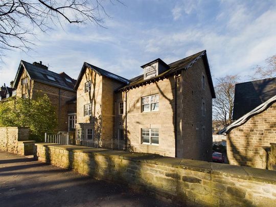 2 bedroom flat to rent - Photo 1